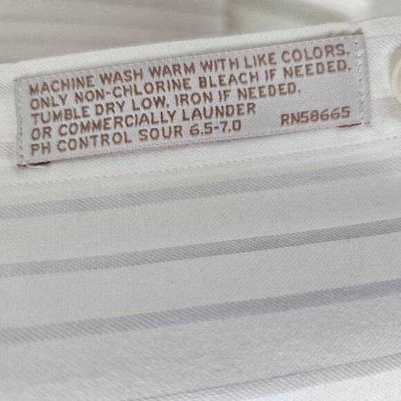 Nordstrom Men's Dress Shirt White with faint gray purple stripes size 15.5 32/33 - Picture 3 of 4